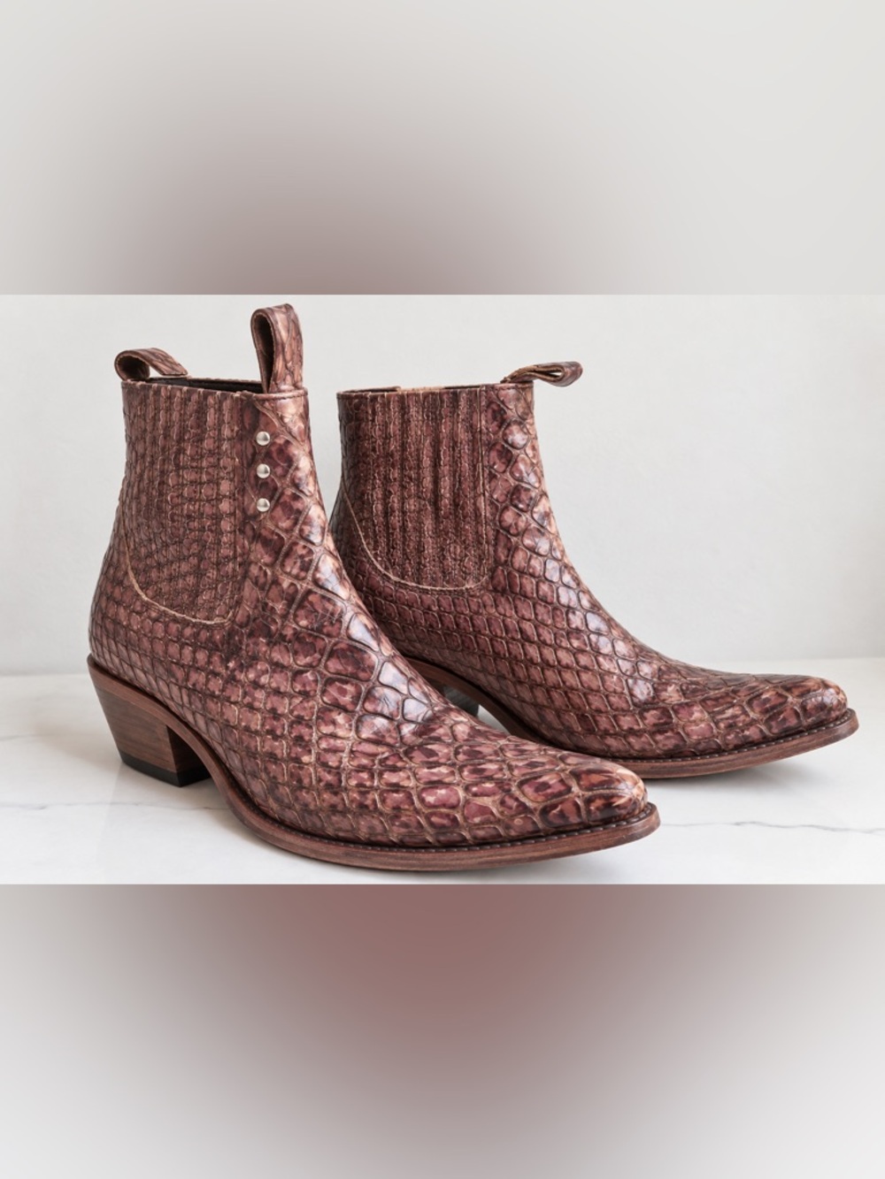 Freebird Faith Croc Booties Size 8